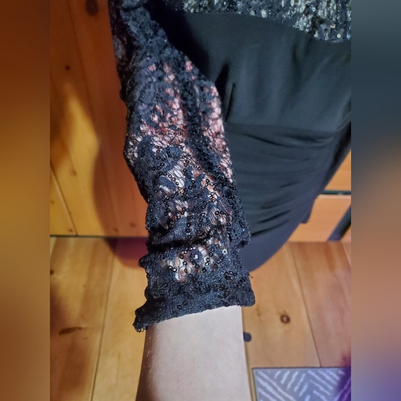 Cache dress - Picture 3 of 7